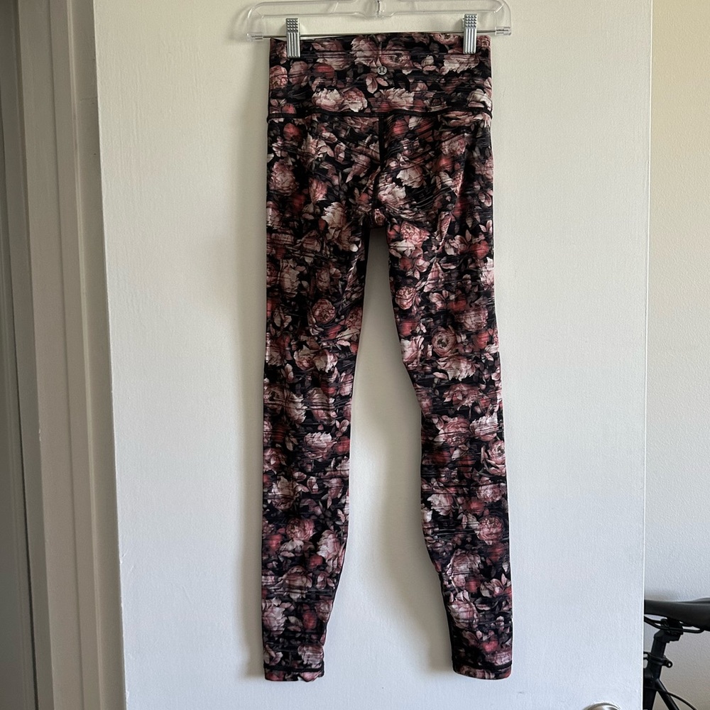 Lululemon Athletica Wunder Under Hi-Rise Tight *Nulux in Peony Multi Size 6 EUC - Picture 8 of 11